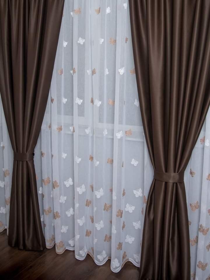 Curtain 14